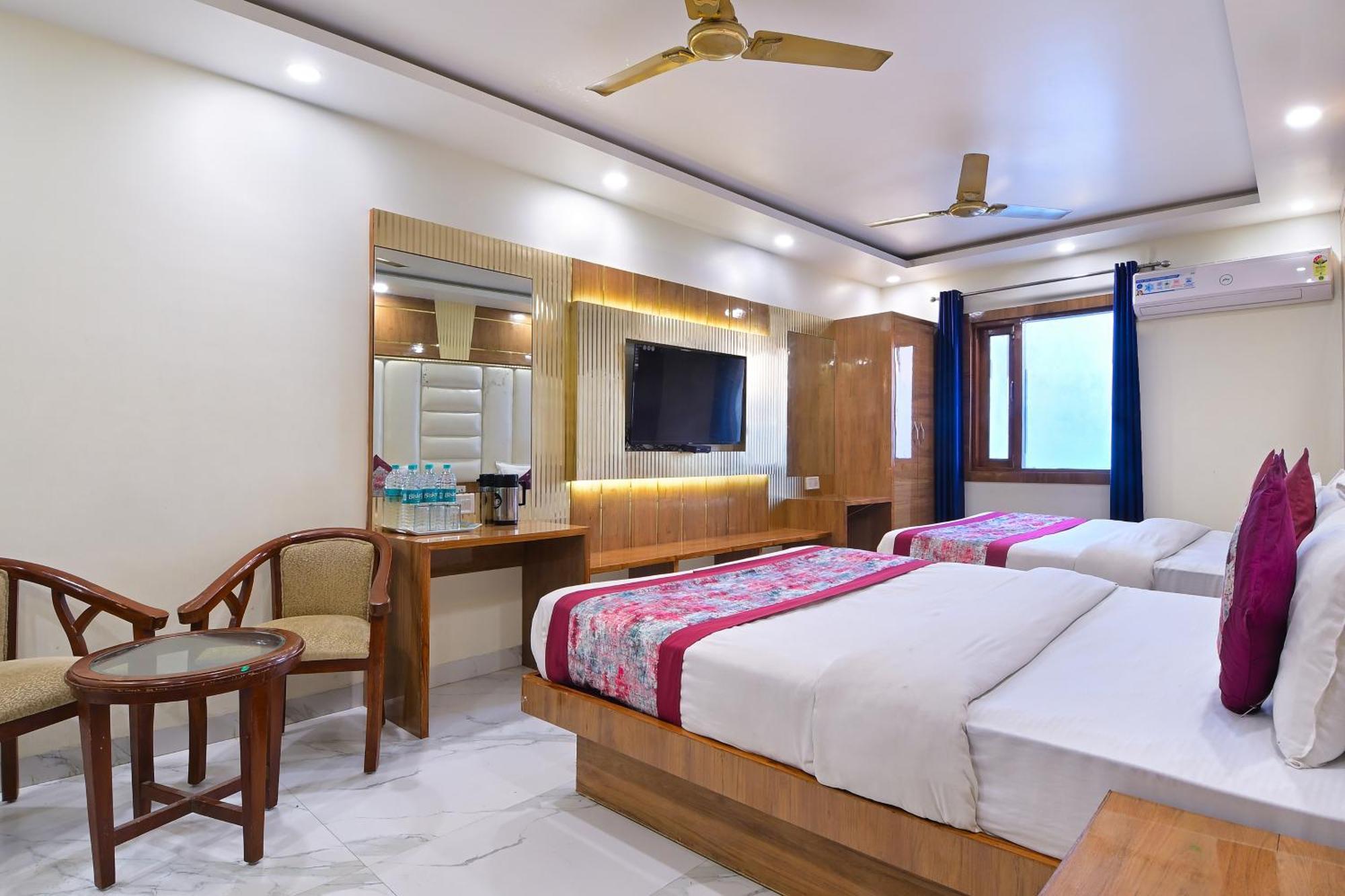 Hotel Glow Inn Paharganj-3 Mins Walk From New Delhi Railway Station Extérieur photo