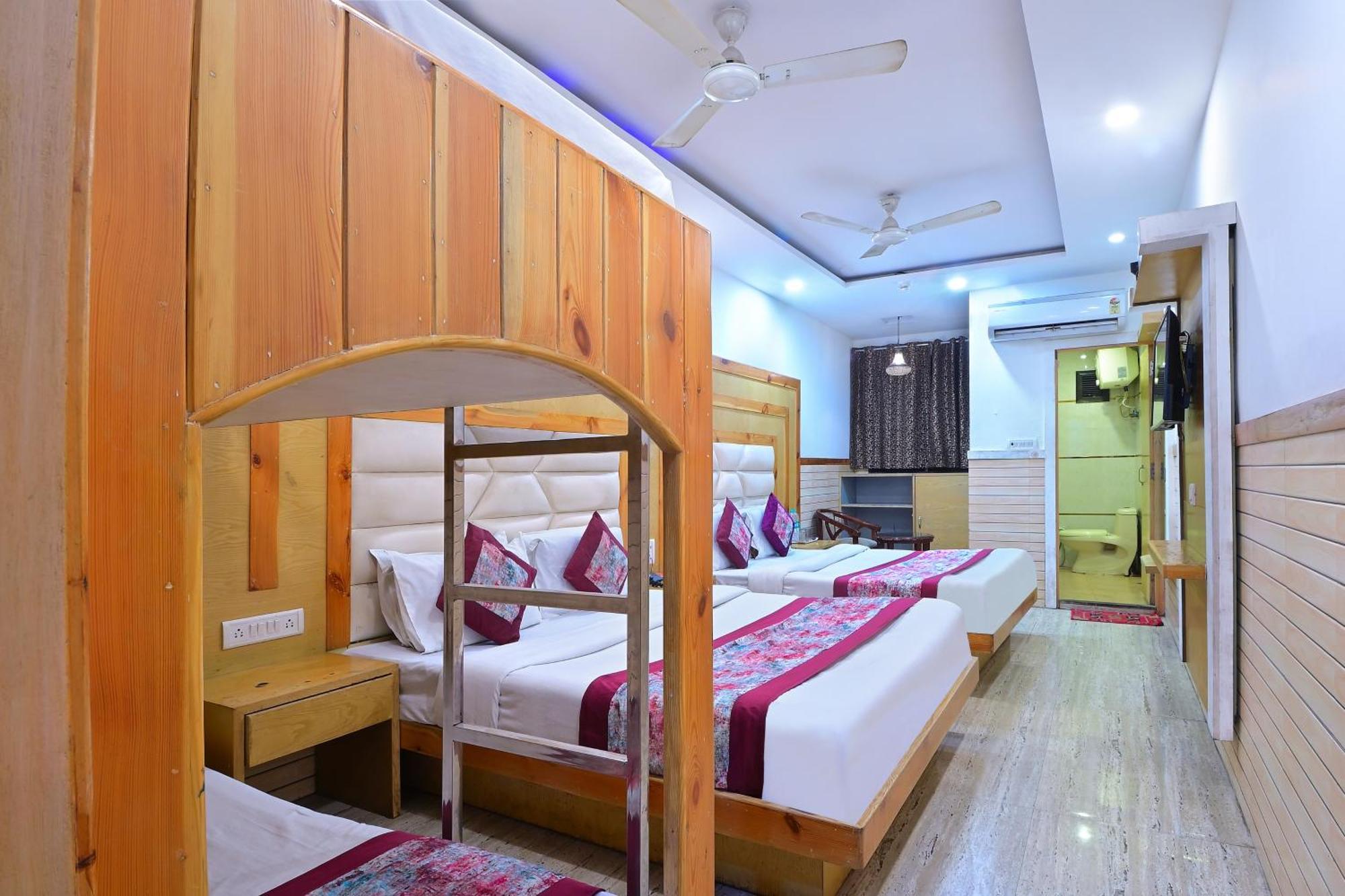 Hotel Glow Inn Paharganj-3 Mins Walk From New Delhi Railway Station Extérieur photo