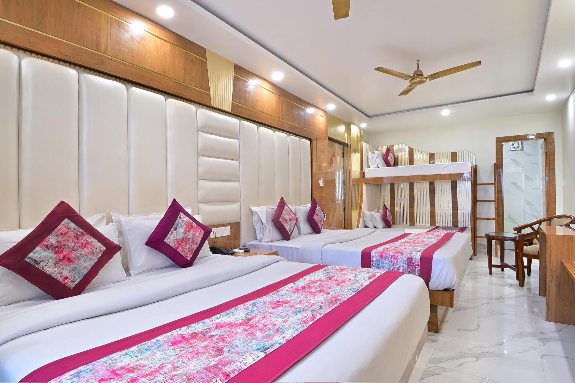 Hotel Glow Inn Paharganj-3 Mins Walk From New Delhi Railway Station Extérieur photo