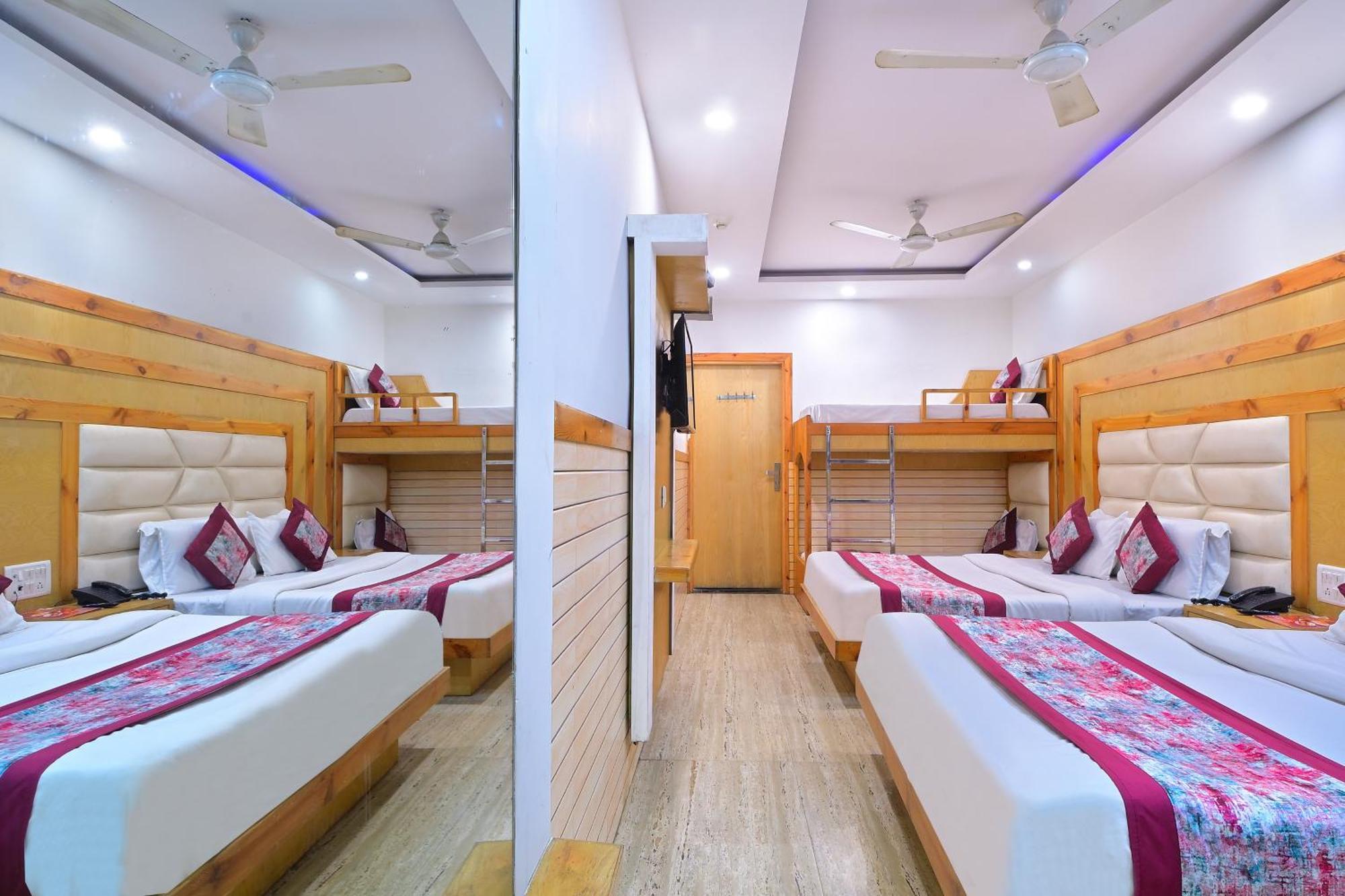 Hotel Glow Inn Paharganj-3 Mins Walk From New Delhi Railway Station Extérieur photo