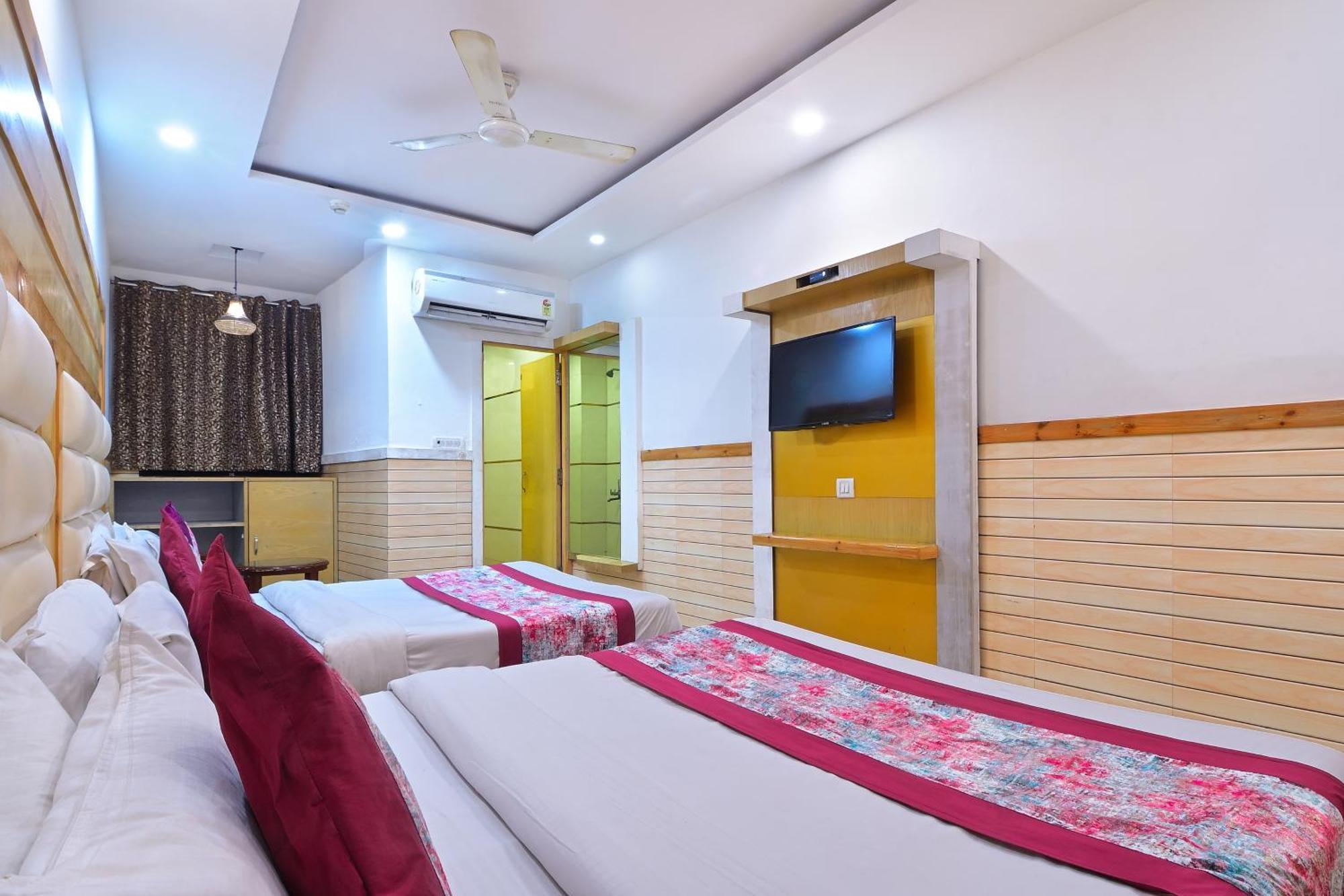 Hotel Glow Inn Paharganj-3 Mins Walk From New Delhi Railway Station Extérieur photo