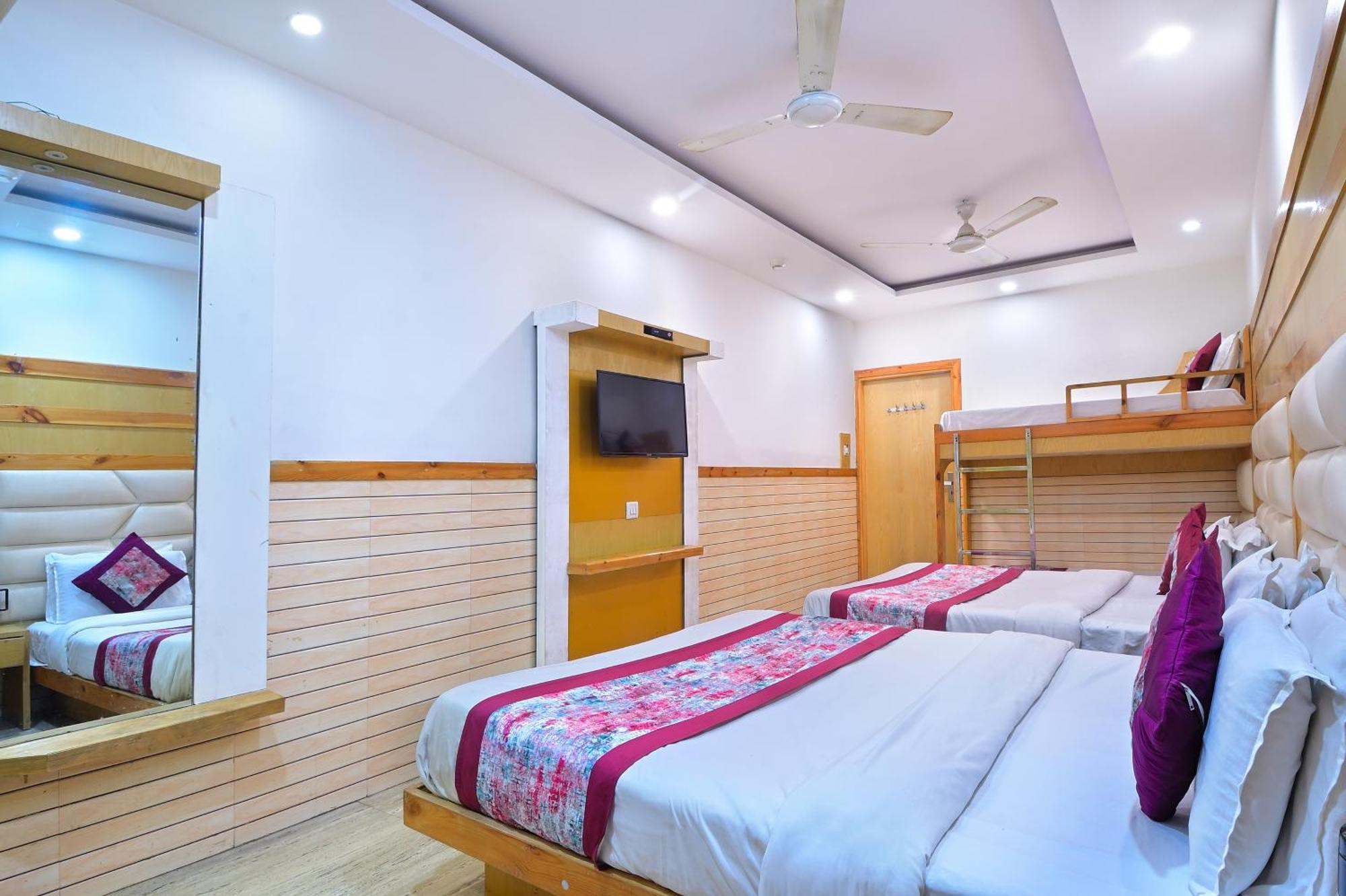 Hotel Glow Inn Paharganj-3 Mins Walk From New Delhi Railway Station Extérieur photo