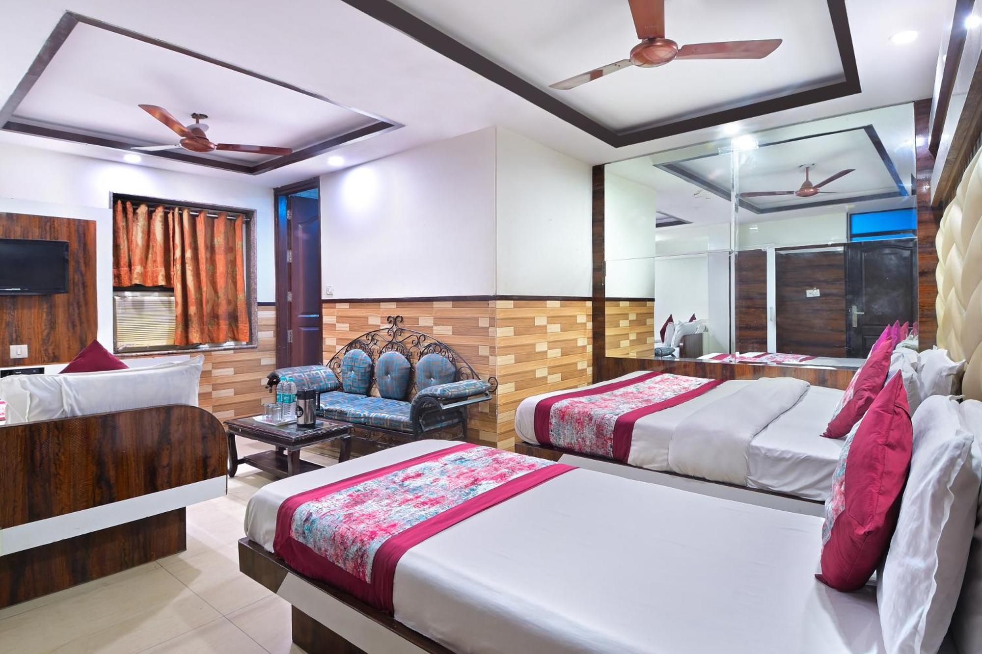 Hotel Glow Inn Paharganj-3 Mins Walk From New Delhi Railway Station Extérieur photo